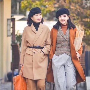 Meet your Posher, Julia